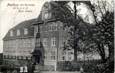 Neuhaus am Rennweg - Neue Schule