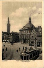 Düren, Markt mit Rathaus und Annakirche