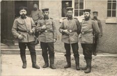 Soldaten 1. Landsturm Magdeburg Pionier Batl. 4 gelaufen in Tapiau - Ostpreussen