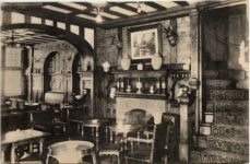 Paris-Montparnasse - Falstaff Bar