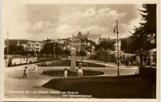 Binz a. Rügen, Hotels am Strande und Autowendeplatz