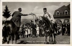 Pfingstritt Kötzting - Überrreichung des Tugendkränzels