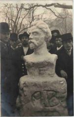 Bergedorf - Eisbüste