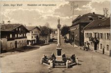 Lam - Hauptplatz mit Kriegerdenkmal