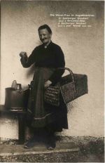 Salzburg - Die Würstl Frau im Augustinerbräu