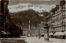 insbruck - Maria Theresiastrasse mit Litfassäule