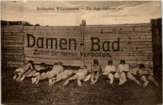 Wilhelmshaven - Ein Auge riskieren - Damen-Bad