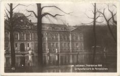 Sevres, La Manufacture de Porcelaines