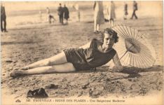 Trouville, Une Baigneuse Moderne