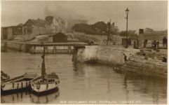 Plymouth - Mayflower Pier
