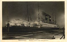 Bremerhaven - Abfahrt eines Ocean Dampfers