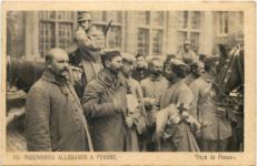 Prisonniers Allemands a Furnes