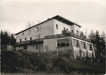 Eder-Holzburg, Pension Lau