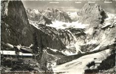 Höllentalangerhaus gegen Zugspitze, Sektion München