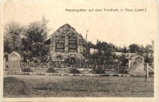 Massengräber auf dem Friedhofe in Duss - Feldpost 8. bayer Chev. Regiment