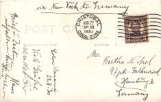 Panama Canal - Ships meeting in Culebra Cut