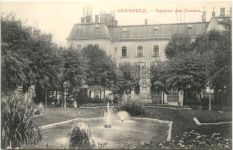 Grenoble - Square des Postes