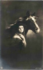 Frau mit Pferd