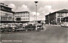 Rüsselsheim Main - Bahnhofsplatz