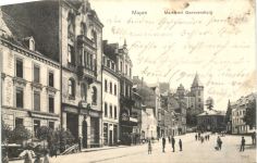 Mayen - Markt mit Genovevaburg