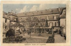 Boppard - Spanischer Garten mit Liegehalle