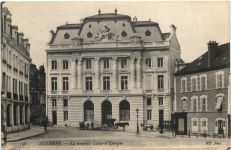 Auxerre - La nouvelle Caisse d Epargne