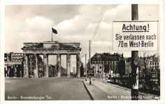 Berlin - Brandenburger Tor - Mauer