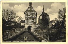 Burgbernheim - Pfarrkirche - Torhaus