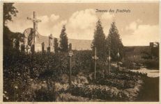 St. Ludwig am Main - Benedictiner Missions Seminar - Friedhof