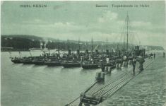 Sassnitz - Torpedoboote im Hafen