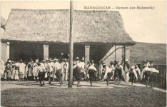 Madagascar - Danses des Makarelly