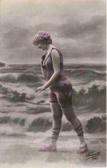 Frau in Bademode