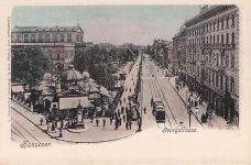 AK Hannover, Strassenbahn und Passanten in der Georgstrasse