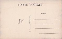 M 529; NANTES La Place Louis-XVI, prise de la Cathédrale 82-83