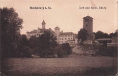 Ak Waldenburg in Sachsen, Park und Fürstliches Schloss, Turm, Häuser