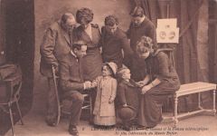 LES NAINS BEARNAIS. - L'Homme et la Femme microscopiques les plus intéressants du Monde Entier.