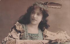 Schöne Dame Theater Französisch Mode Original Vintage Postkarte