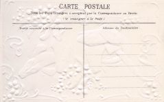 Präge-AK 1. April, Fische und Maiglöckchen in einem Brustpanzer