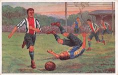 Künstler Ansichtskarte / Postkarte Hänsel, Fußball, Spieler auf dem Spielfeld, Sturz - Verlag: Primus 03362
