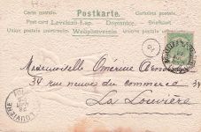 Radfahrerin in sportlicher Kleidung darstellt, die sich auf einem Fahrrad aus dem frühen 20