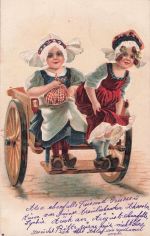 Postkarte P115 mit geprägtem Motiv: Holländische Mädchen im Karren, Happy Returns Clogs, 1908
