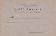 Foto-AK einer jungen frau Bootsanleger am Ufer, Passepartout