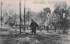 Bruxelles Exposition. Bruxelles-Kermesse. L'Incendie des 14-15 Août 1910 Vue vers le grand portique