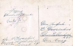 Leuchtturm und Anhänger mit rollenden Augen. Signiert „HJ