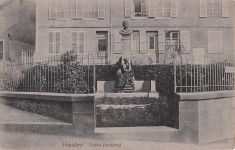 Vouziers Taine-Denkmal