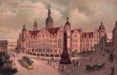 Dresden Koenigliches Schloss Wettinsaeule Strassenbahn Kat. Dresden Elbe