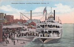 Dampfschiff-Postkarte aus den frühen 1910er Jahren – Passagiere legen mit einem Dampfschiff in Quincy, Illinois an