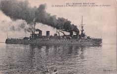 331-MARINE MILITAIRE. Le Cuirassé « J.-Michelet en ordre de marche en Escadre.