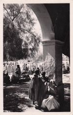 Bou Saada Sur le Marche Kat. Algerien