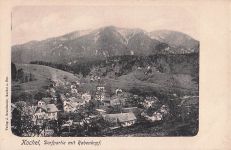 Kochel, Dorfpartie mit Rabenkopf.